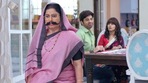 Poster for Kunti, Chameli Come Face-to-face