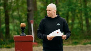 Poster for The perfect hiding place