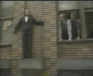 Poster for Les On a Ledge