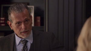 Poster for Una nueva familia