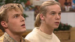 Poster for Chain Reaction