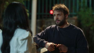 Poster for El dinero de Leonel Poster for El dinero de Leonel