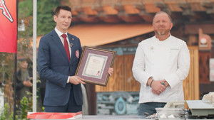 Poster for Episode 10