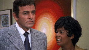 Poster for To Cage a Sea Gull