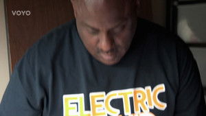 Poster for Mutt-erial Girl Poster for Mutt-erial Girl