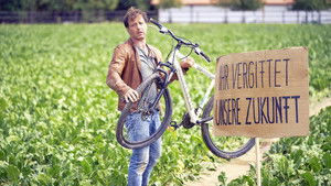 Poster for ... so'ne kleine Vollmerette!