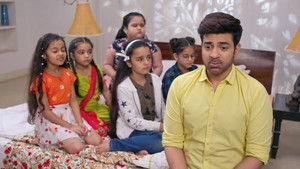 Poster for Pari has a Daughter?