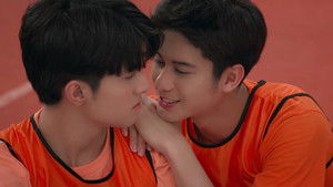 Poster for Addicted to Missing You