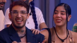 Poster for Intercambio y salvación cambian la placa Poster for Intercambio y salvación cambian la placa