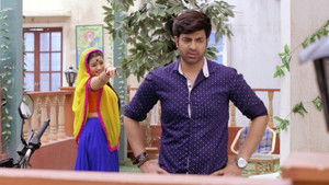 Poster for Padma Decides to Leave