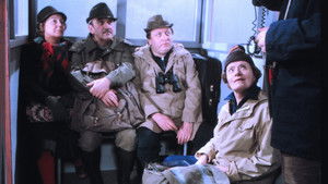 Poster for Høyt henger vi Poster for Høyt henger vi