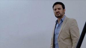 Poster for El amor que siento lo complica todo Poster for El amor que siento lo complica todo