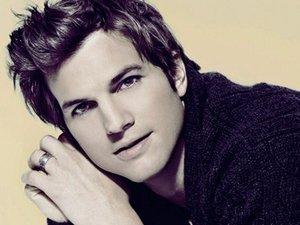 Poster for Ashton Kutcher/Them Crooked Vultures