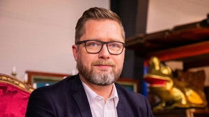 Poster for Episode 8