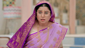 Poster for Kunti Suspects Her Bahus