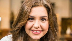 Poster for Episode 5 Poster for Episode 5