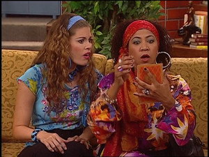 Poster for "Así Habló Madame Popurrí" Poster for "Así Habló Madame Popurrí"