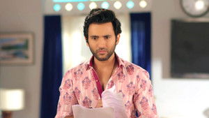 Poster for Aarav is In a Dilemma