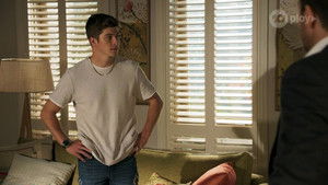 Poster for Episode 8529 Poster for Episode 8529