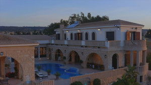 Poster for Episode 5 Poster for Episode 5