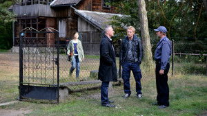 Poster for Episode 4 Poster for Episode 4