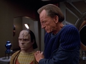 Poster for Cardassians