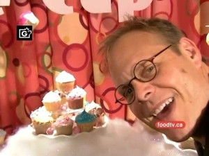 Poster for Honey, I Shrunk the Cake