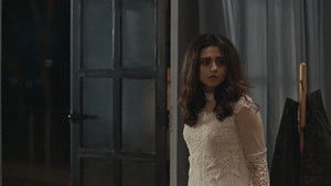 Poster for Broken Threads