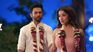 Poster for Divya, Shekhar Get Hitched