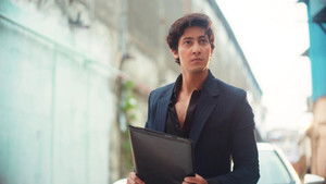 Poster for Purab Gets The Papers