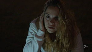 Poster for Episode 8421 Poster for Episode 8421