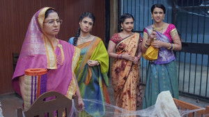 Poster for Kanhaiya, Kunti In a Fix