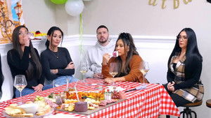 Poster for Pauly's New House