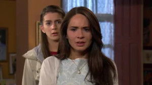 Poster for La desgracia invade a María Dolores