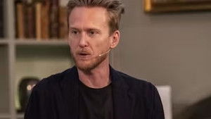 Poster for Episode 10